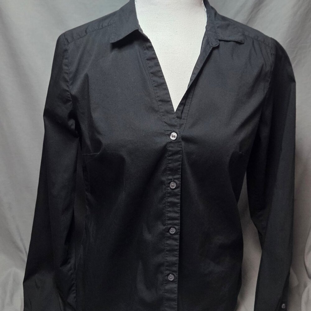 H&M Women’s Black Long Sleeve Button-Up Shirt – Size 8